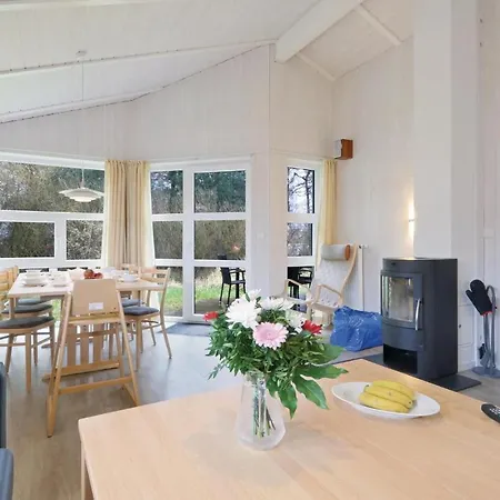 Holiday home Frische Brise 4 - Dorf 3 Priwall